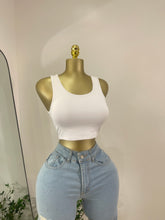 Load image into Gallery viewer, Kelly Crop top